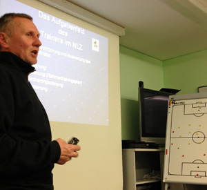 Udo Seidl, Leiter der internen Fortbildungsmaßnahmen. Foto: TSV 1860