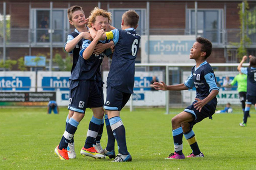 Sicherten sich frühzeitig die Meisterschaft mit einem 2:1-Sieg gegen Planegg: Die Junglöwen-U12. Foto: D. Rohn