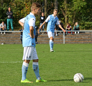 Martin Gambos brachte die Junglöwen per Foulelfmeter mit 1:0 in Führung. Foto: T. Koch