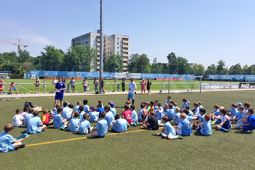 Die Löwen-Fußballscgule am Trainingsgelände des TSV 1860 in München. Foto: TSV 1860