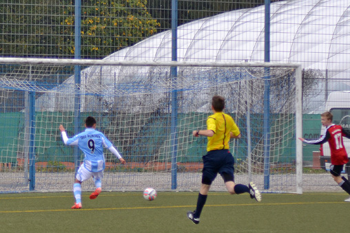 Marcel Siegharts Treffer zum 2:0. Foto. TSV 1860