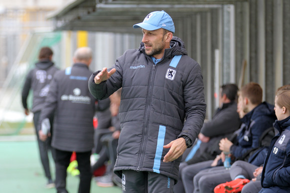 U19-Junglöwen-Trainer Josef Steinberger. Foto: Anne Wild