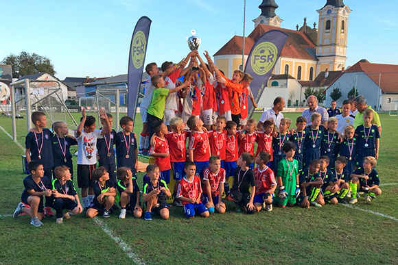 Zweiter Platz beim internationalen Turnier in Graz: U10-Junglöwen. Foto: TSV 1860