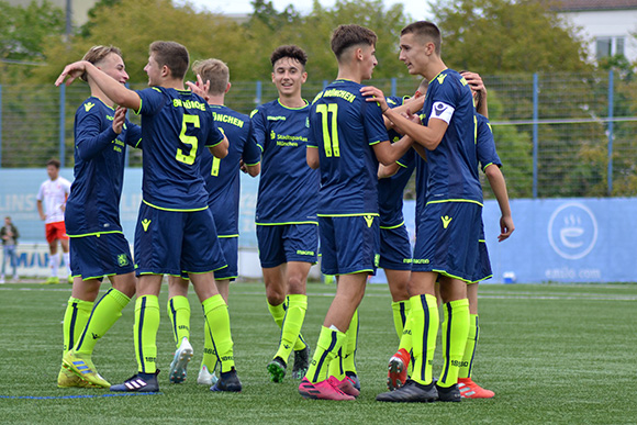 Immer noch ungeschlagen: U17-Junglöwen. Foto: TSV 1860