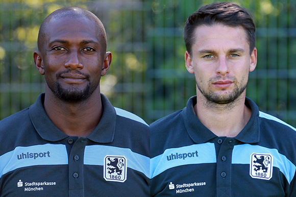 Die Junglöwen-U13 der Saison 2013/2014 mit den beiden Trainern Collin Benjamin und Fabian Träger (li.). Foto: Anne Wild