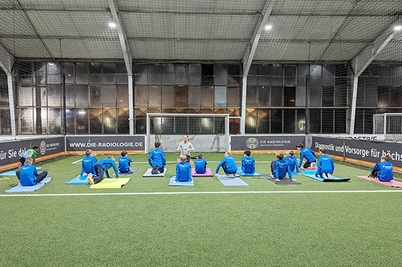 Die U12-Junglöwen machten die Übungen engagiert mit. Foto: Privat