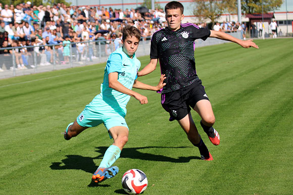 Die Junglöwen wurden im U15-Derby für ihren großen Aufwand nicht belohnt. Foto: Karoline Eckl