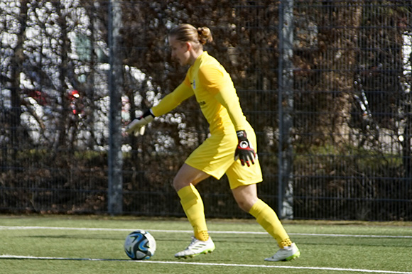 Keeper Julius Schmid war bei allen drei Gegentreffern machtlos. Foto: Joachim Mentel