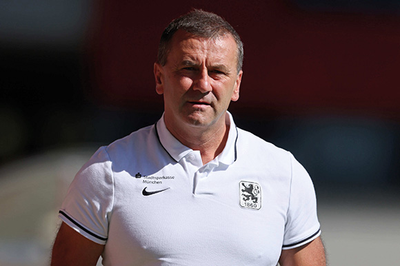 Junglöwen-NLZ-Leiter Manfred Paula hat an der Entwicklung der DFB-Nachwuchsligen mitgewirkt. Foto: sampics