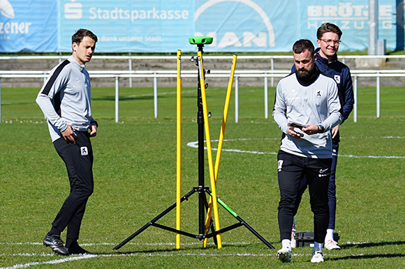 Das erfolgreiche Trainerteam der U21 (v. li.): Thomas Gründobler, Felix Hirschnagl und Vincent Saller.  Foto: Joachim Mentel