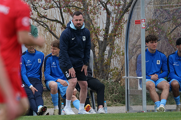 U21-Chefcoach Felix Hirschnagl hat die Qual der Wahl. Foto: Joachim Mentel