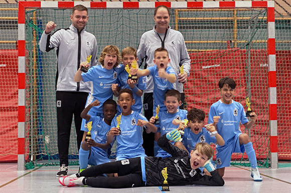 Die U9 der Trainer Christian Hufnagel und Markus Kölbl gewann das Turnier in Neusäß. Foto: Privat