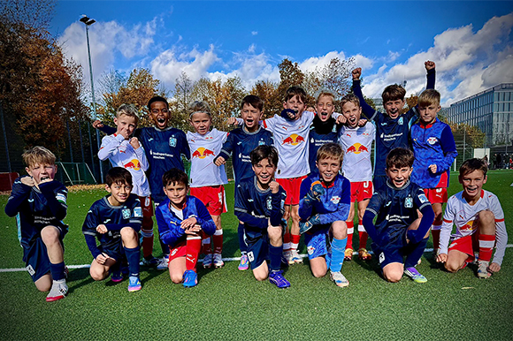 Die Junglöwen zusammen mit der U9 von RB Leipzig. Foto: Privat