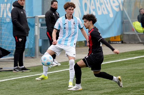 Simon Kirchmann erzielte im Hinspiel das 1:0 für die Junglöwen. Foto: Joachim Mentel