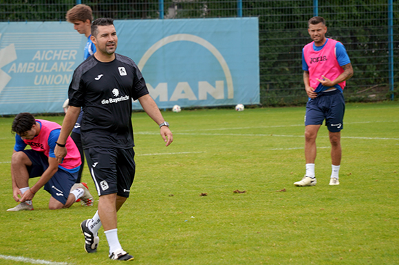 Wiedersehen mit der Vergangenheit: U21-Coach Alper Kaybunar war 15 Jahre in verschiedenen Funktionen für Türkgücü tätig. Foto: Joachim Mentel