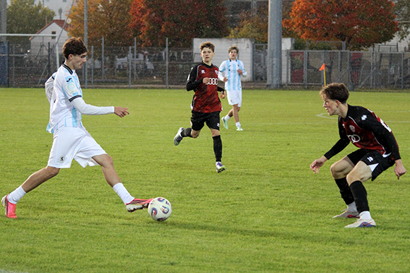 Erion Saiti markierte die Führung gegen die kleinen Schanzer. Foto: Karin Bartsch