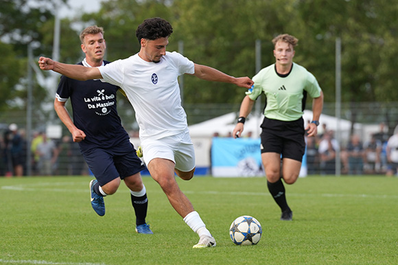 Mustafa Tekin brachte die U21 kurz vor der Pause mit 2:0 in Führung. Foto: Paul Wessa