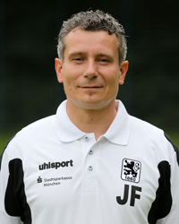 U19 Physiotherapeut Jozsef Feher