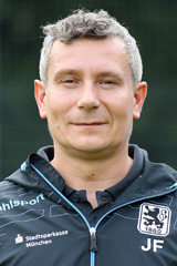 U17-Physiotherapeut Joszef Feher