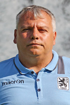 U10 Trainer Gerhard Mastrodonato