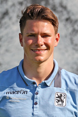 U12 Trainer Maximilian Camek