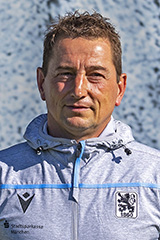 Trainer Oliver Schnös