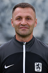 Trainer Orhan Akkurt