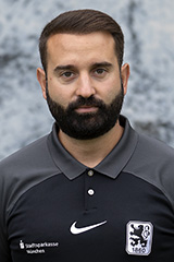Trainer Aleksandar Stankovic