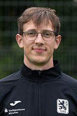 Trainer Maximilian Köpf