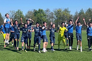 Grenzenloser Jubel nach dem Derbysieg, der zudem die erste Saisonniederlage für die Roten war. Foto: Privat