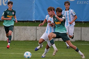 Jannik Hohenester und die Junglöwen möchten sich für die Niederlage in der Vorrunde gegen Regensburg revanchieren. Foto: Frank Peters