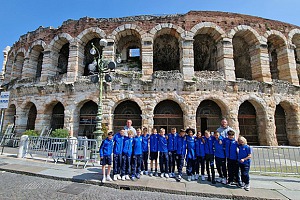 Nicht nur Fußballstadien standen auf dem Programm, auch die Arena in Verona, ein römisches Amphitheater. Foto: Privat