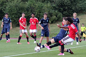 Eine beachtliche Leistung lieferte die Löwen-U17 gegen die U18 von Manchester United. Foto: Karin Bartsch