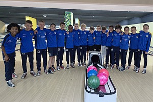 Die U12 der Junglöwen hatte ihren Spaß beim Bowlen. Foto: Privat