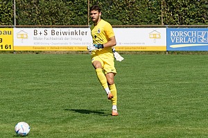 Maxi Rothdauscher hielt sein Tor in Kirchanschöring sauber. Foto: Joachim Mentel