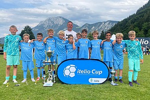 Heico Kleinschmidt holte sich mit der U11 zum 4. Mal in Folge den itelio Cup in Kiefersfelden. Foto: Privat