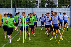Der größte Druck ist weg, das ist auch im Training der U21 zu spüren. Foto: Joachim Mentel