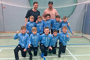 Löwenstarke Unterstützung für die U9: Benny Lauth und Aaron Berzel. Foto: TSV 1860